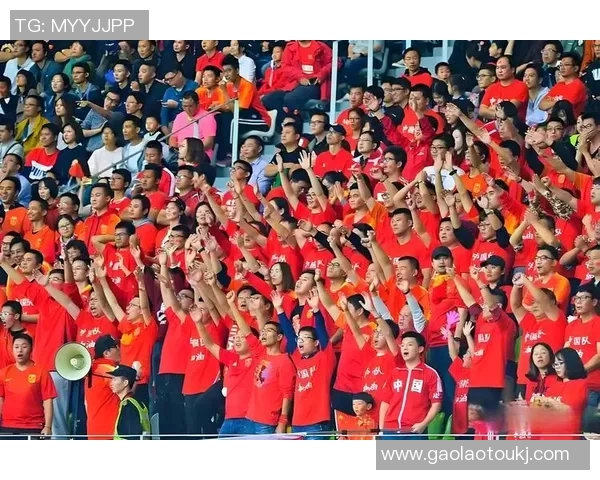 哪些足球明星受到中国球迷的喜爱与追捧揭秘他们的魅力与影响力